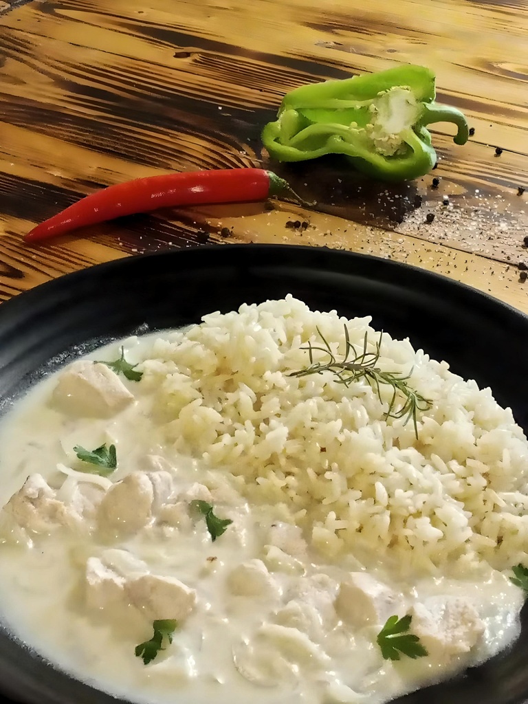 Chicken Chikriyeh 400 g / Rice 250 g