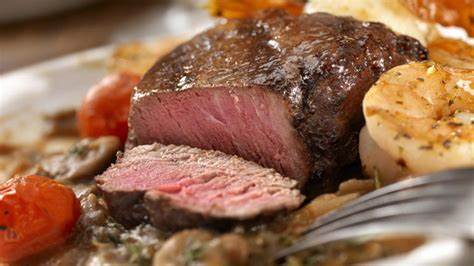 Beef Pepper Steak Plate / Sautéed Vegetables